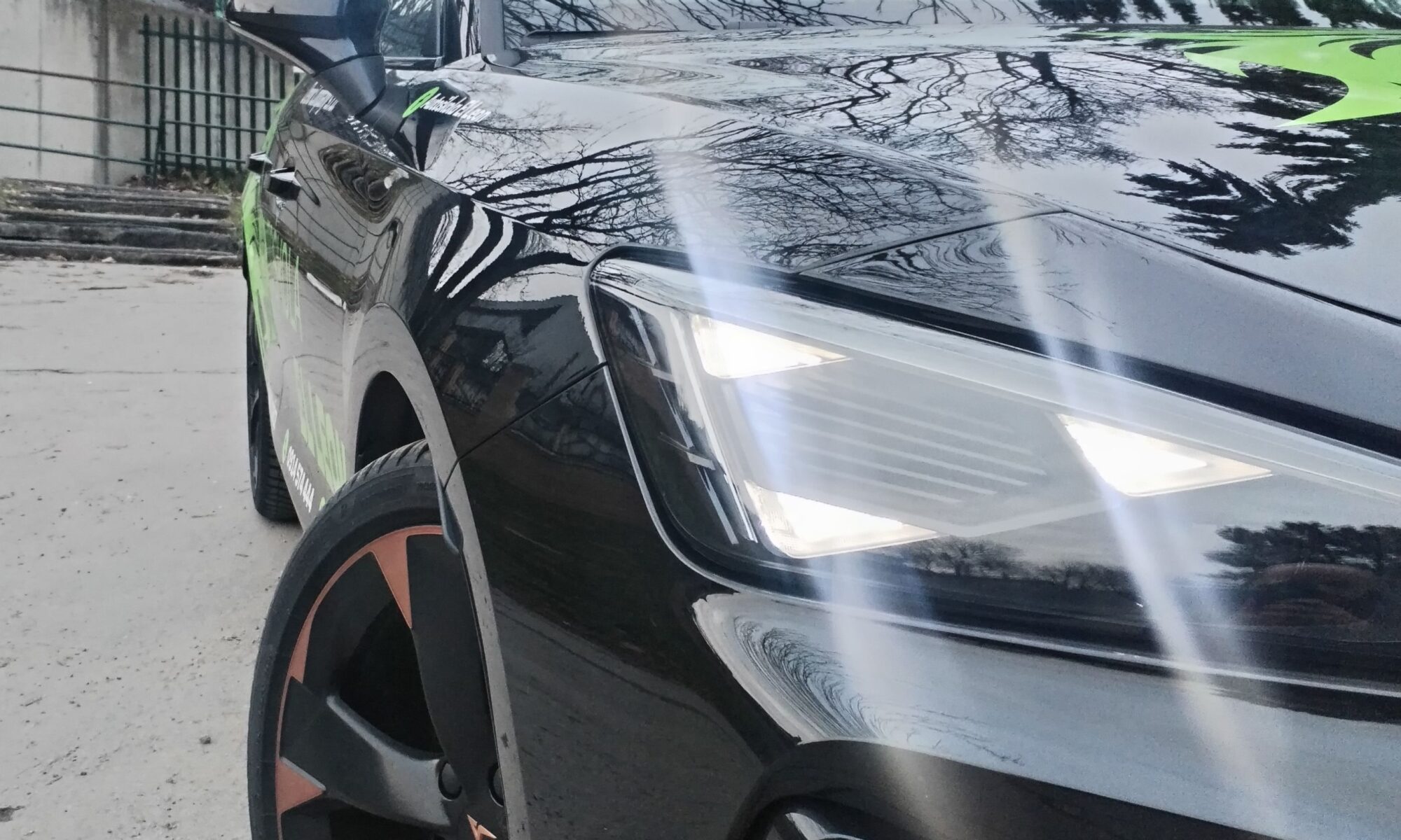 Výcvikové vozidlo Cupra Leon - vodičák v Košiciach v AUTOŠKOLE EL LEON